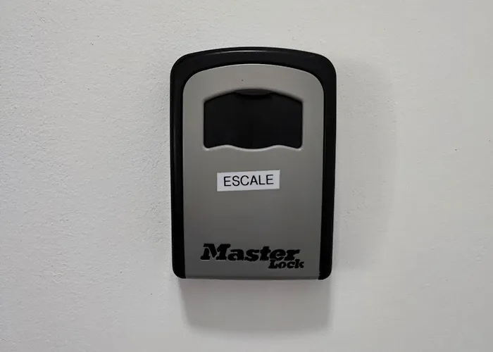 Escale Entre Cite Et Bastide Clim Wifi Smart Tv