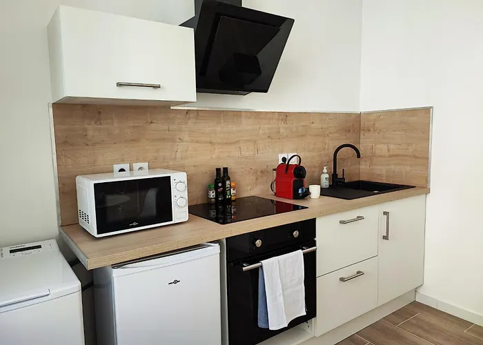 Escale Entre Cite Et Bastide Clim Wifi Smart Tv