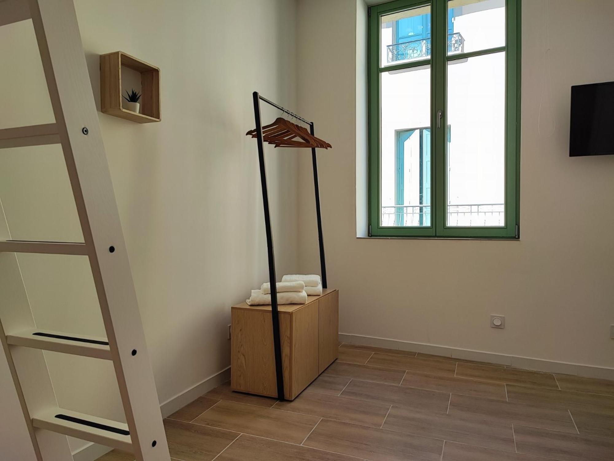 Escale Entre Cite Et Bastide Clim Wifi Smart Tv